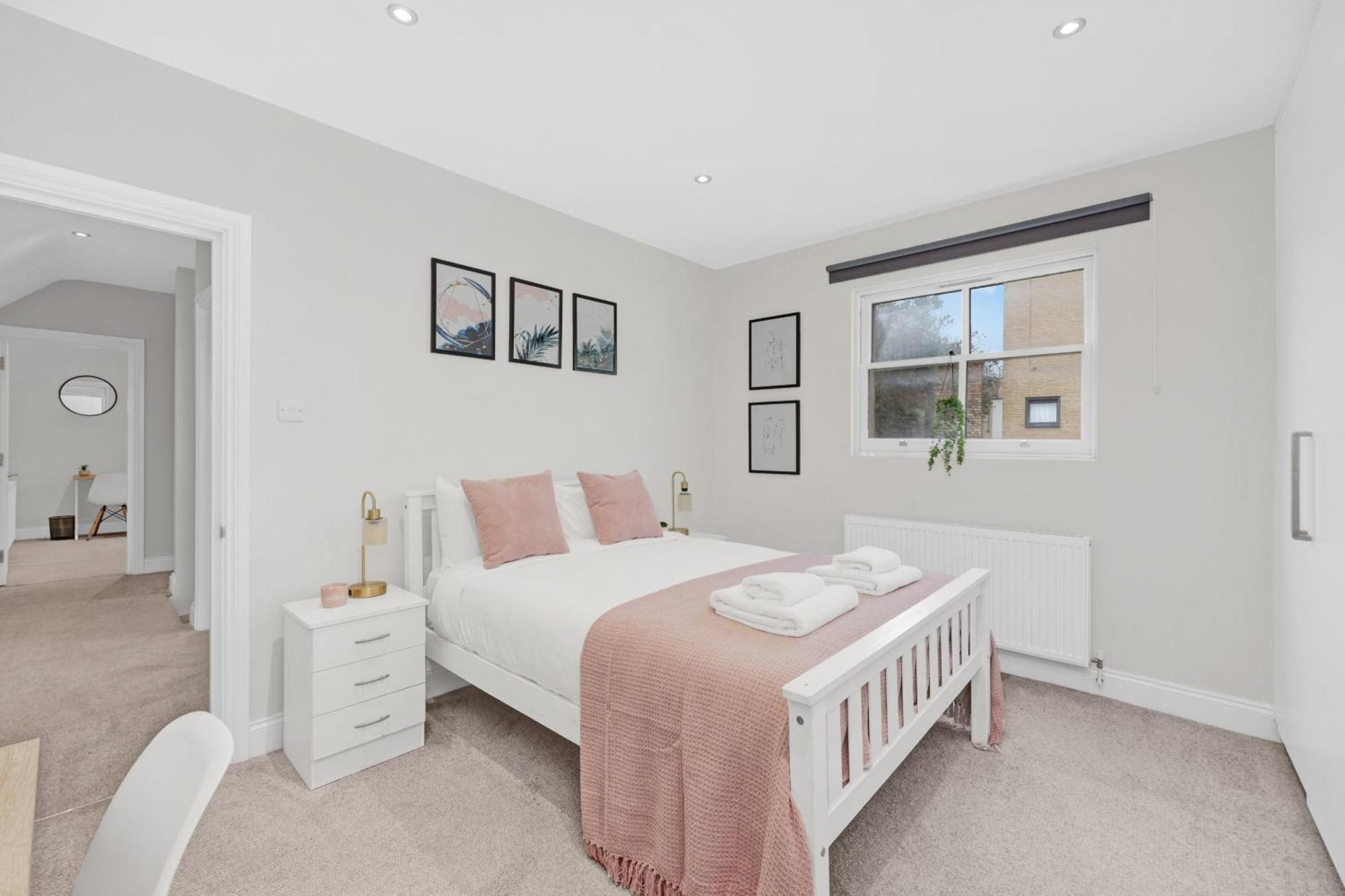 Luxury 3 Bedroom House In Limehouse, Close To City! Sleeps 6-8! Appartement Londres